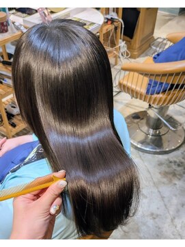 ロンド シャルム 吉祥寺(Lond charme) オリーブグレー/韓国レイヤーカット/マロンベージュ/黒髪/小顔