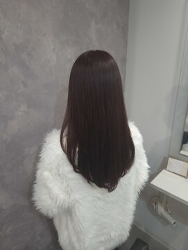 トゥーレ(Tule) 艶感セミロング