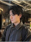 【石山】大人男子のセンターパートパーマ