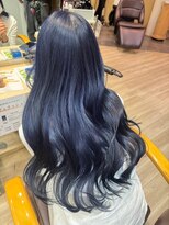 アトレ 福岡大名店(attrait)&nbsp;ツヤ感たっぷりのロングブラウン×上品な大人カール