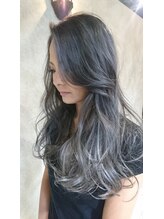 ヘアーアンドメイク ラブストラック(Hair&Make LOVESTRUCK) ホワイトグレージュグラデーション