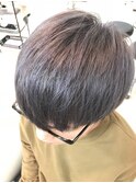 アッシュグレイに