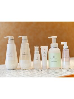 傷んだ髪に是非試してほしい！【フローディア】正規取扱店◎潤いたっぷりのうるつや髪に導きます♪