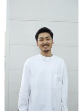 美容室 シェイプ 条里店 松井 凌介