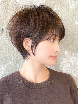 ロビー 表参道(ROBBY) 分け目なしショートボブ/小顔/表参道/30代40代50代