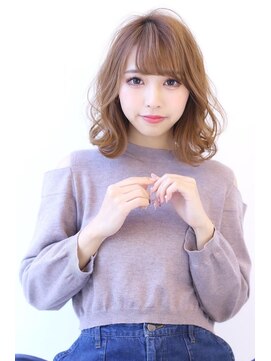 オーロ 西宮店(ORO) ふんわりウェーブミディアム