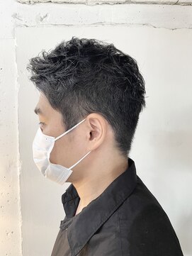 カゼ ダイカンヤマ Kaze DAIKANYAMA フロントアップメンズショート