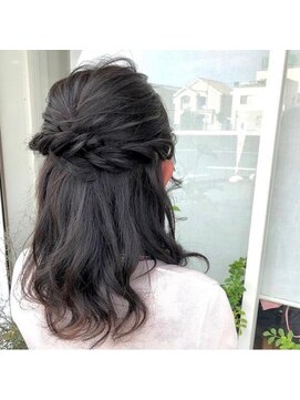グラムール(Gramour) ハーフアップ