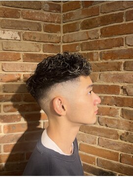 アントレース 東池袋店(UNTRACE) スキンフェード【メンズ/バーバー/理容室】