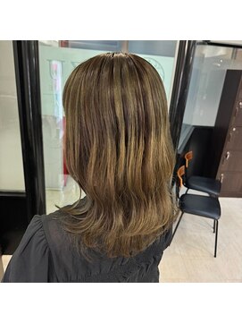 アイズ 本厚木(AIZU) ニュアンスカラー