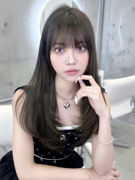 エヌアイ オモテサンドウ(ni omotesando) 韓国レイヤーカット◇ぱっつん前髪ワンカールオリーブグレージュ