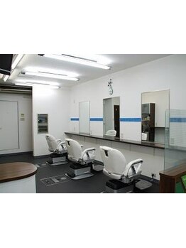 【地域密着大人気メンズサロン】メンズ特化スタイリストがばっちり決まるヘアスタイルをご提案☆駐車場有◎