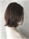 透明感カラー×ミディアムボブ