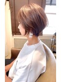 ミルクティーブラウンやわらかショートボブ