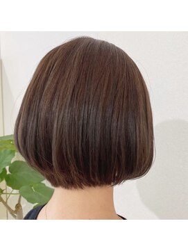 サンクチュアリー 千里山(Sanctuary) まとまりショートボブスタイル