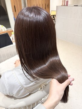 エンス 銀座(Ence) ココアブラウン/ミディアムレイヤー/オリーブグリーン/小顔/銀座