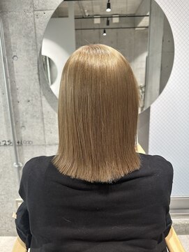 ルース(LOOSE) ハイトーンボブ