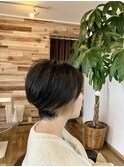 イヤリングカラー　on  ショートボブ