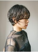 ショートボブに緩めのパーマをかけた　3