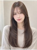 透明感ブラウン×レイヤーカット