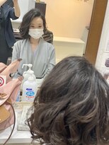 ロングヘアから髪を切らずにボブアレンジ
