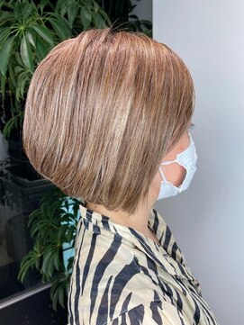 ステアケース 武蔵小杉店(stair:case) 白髪染めを使わない白髪染め【グレージュショート】