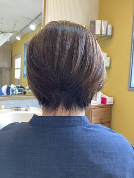 ヘアーショップ クークー(Hair shop COU COU) 大人シャギーショート