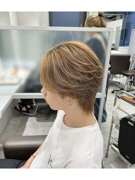 キートス(Kiitos) 外人風カラー センターパート