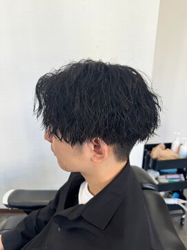 エイト(AITE) ベリーショート/ダークアッシュ/ニュアンスパーマ/韓国マッシュ