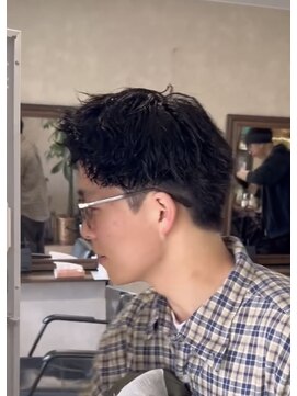 ベースヘアーデザイン(BASE HAIR DESIGN) メンズ　フェザーショート　宇都宮