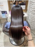 梅雨にも負けない透明感艶ヘアー
