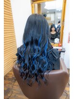 ヘアーメイク ダンス(hair make DANCE) プルエクで作る、ブルーが映える艶ロング！