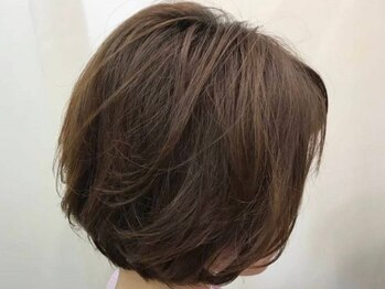 ホーム(home)の写真/あなたの魅力を引き出す白髪染めやヘアマニキュアで、艶と品のある大人髪に◇リタッチ￥3960～◎