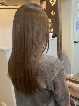 【質感をコントロールするトリートメント】傷んだ髪をしっかり補修！思わず触れたくなるツヤ髪に♪