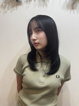 ミイロ(miiro) 秋風の黒髪レイヤー