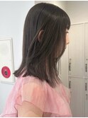 オリーブグレー 透明感 ハッシュボブ ミディアム ブリーチなし