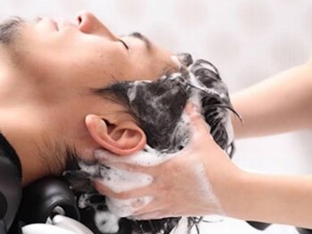 ヴァンガードマン 早稲田(vanguardman)の写真/【東西線早稲田駅3a口徒歩4分】疲れた頭皮に癒しの贅沢を。落としきれない毛穴の汚れもしっかり洗浄！