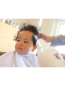 【キッズスペースあり】お子様連れのお客様も安心♪プライベートサロンだからこそ親子の時間を楽しめる☆