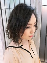 ラウラアンドロー(LAURA&RO) レイヤーボブ