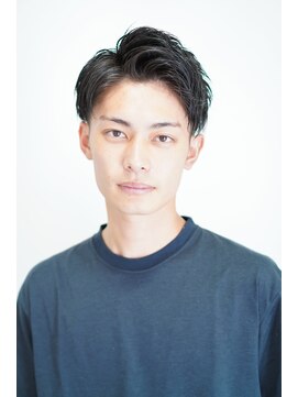 ゴスタッグ(gostag.) 7：3ツーブロックアップバングショート