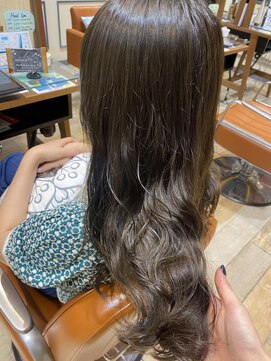 ネオリーブエム(Neolive em;) 【　オリーブグレージュ　】