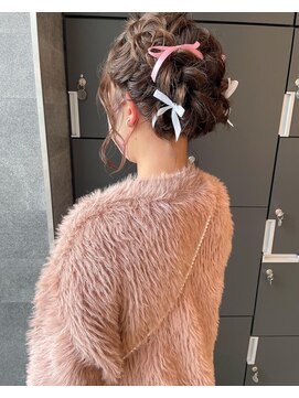 スノウ(SKNOW) 編みこみリボンアレンジ