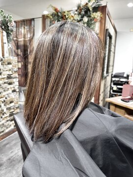 美容室 ティダ(Thida) ハイライトスタイル