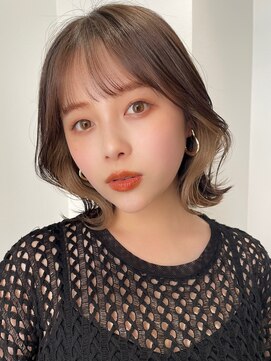 アイヴィー(IVY) イヤリングカラーくびれボブ【肥田亜沙美】