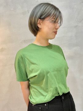 リップル(Ripple) コンパクトショートとグレージュ