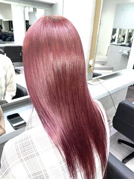 ロア 中目黒(loa) レイヤーロング/グレーベージュ/黒髪/前髪パーマ[中目黒]