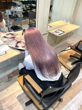 ラべリー 池袋(LOVELEY) ホワイトピンク ダブルカラー【池袋】