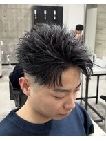 イーラ(era)&nbsp;フェザーショートパーマ/メンズ/刈り上げ/眉毛/ツイスト