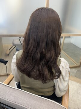 トッカ ヘアアンドトリートメント 大宮店(tocca) オリーブベージュ