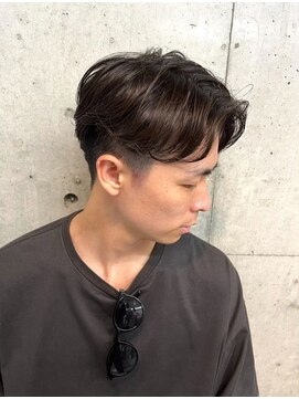 オーサム 下北沢(THE AWESUM) 周りのバレにくい自然な流れのニュアンスパーマ[下北沢]